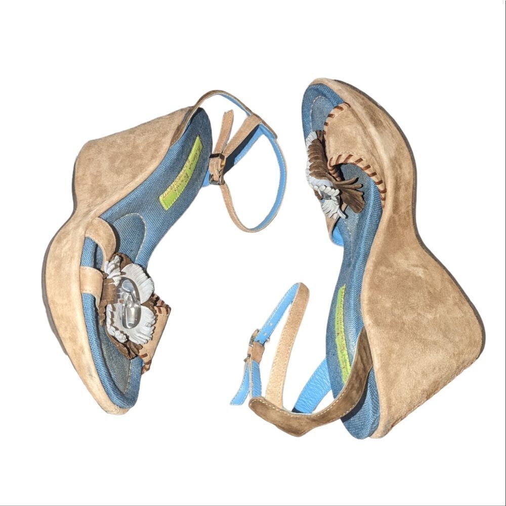Materia Prima‎ tan suede wedge sandals with flower details